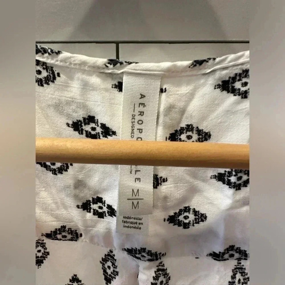 Aero White Tank- medium - Picture 2 of 5